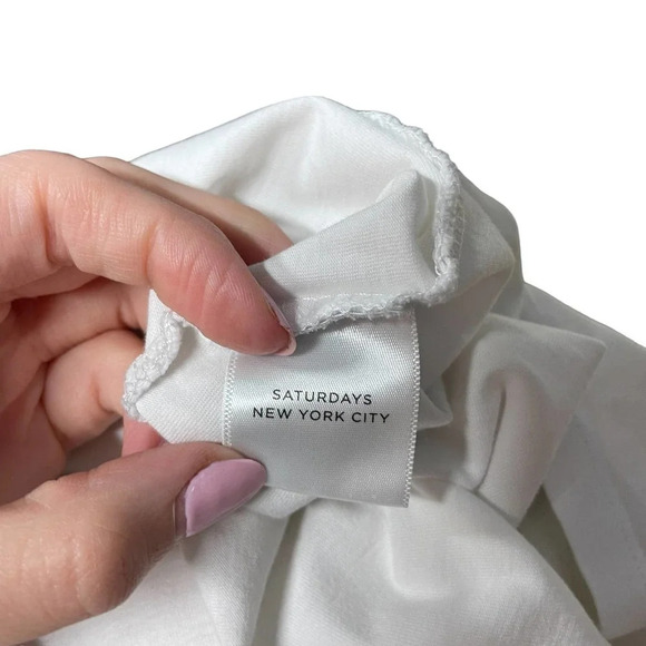 Saturdays New York City White Logo Tee Shirt Size Large - Picture 8 of 10